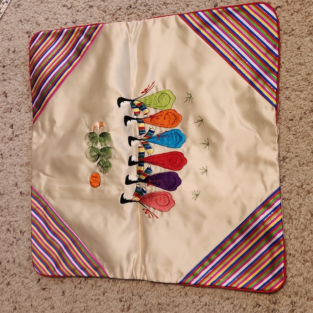 Vintage Satin Feel Asian Design Pillow Cover Zipper Closure